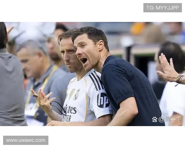 贡萨洛首秀破门 + 全场最佳！阿隆索执教皇马 1-1 战平利雅得新月